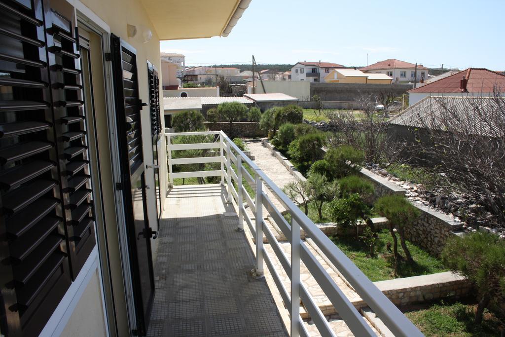 Kuca Za Odmor Laura Apartment Razanac Exterior photo